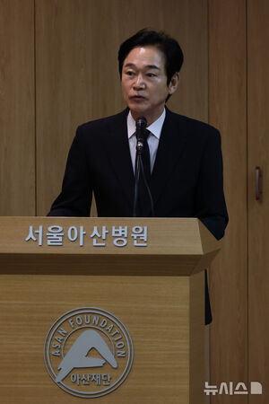 【フォト】ベテラン俳優イ・スンジェさんの告別式　参列したスターたち