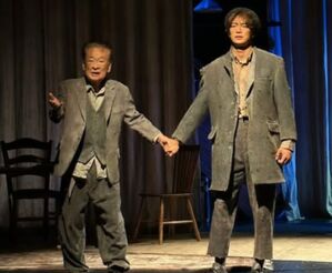 イ・スンジェさんと手をつないだSHINeeミンホ「先生から多くを学んだ」