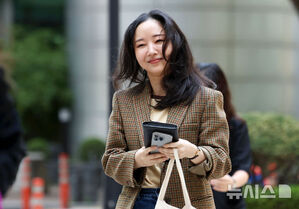 NewJeansと決別したミン・ヒジン前ADOR代表、新アイドル育成に動く…非公開でオーデション開催