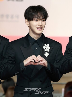 【フォト】ENHYPEN、黒の装いに視線集中＝2025 SBS歌謡大典