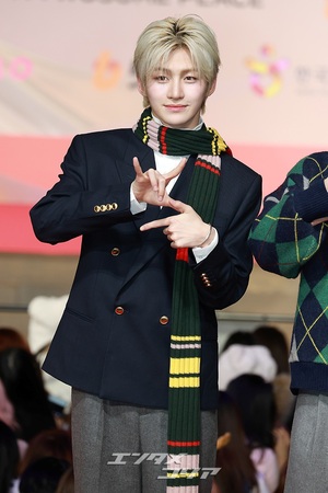 【フォト】TWS、魔法学校から飛び出してきたような少年らしさ＝2025 SBS歌謡大典