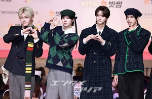 【フォト】TWS、魔法学校から飛び出してきたような少年らしさ＝2025 SBS歌謡大典