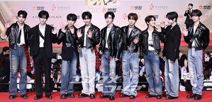 【フォト】ZEROBASEONE、レザージャケット＆デニムで素敵な彼氏コーデ＝2025 SBS歌謡大典