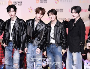 【フォト】ZEROBASEONE、レザージャケット＆デニムで素敵な彼氏コーデ＝2025 SBS歌謡大典