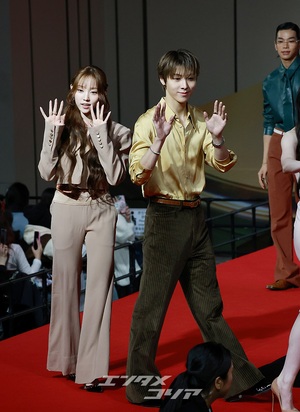 【フォト】ALLDAY PROJECT、ユニークさを強調した混成グループ＝2025 SBS歌謡大典