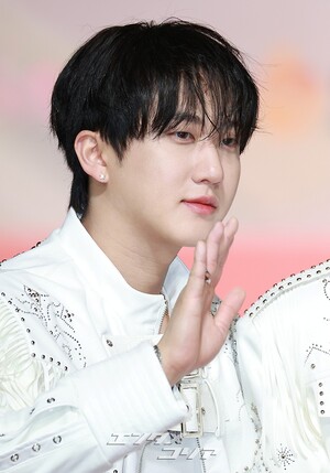 【フォト】Stray Kids「まぶしい白のスーツ」＝2025 SBS歌謡大典