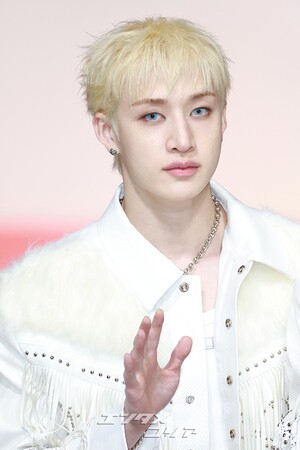 【フォト】Stray Kids「まぶしい白のスーツ」＝2025 SBS歌謡大典