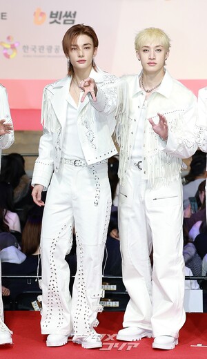 【フォト】Stray Kids「まぶしい白のスーツ」＝2025 SBS歌謡大典