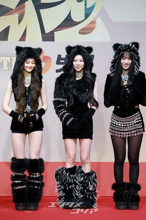 【フォト】キュートな黒猫、MEOVV＝2025 SBS歌謡大典