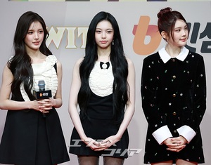 【フォト】2025年を輝かせたK-POP歌手が総出演＝2025 SBS歌謡大典