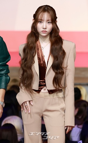 【フォト】2025年を輝かせたK-POP歌手が総出演＝2025 SBS歌謡大典