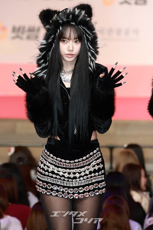 【フォト】2025年を輝かせたK-POP歌手が総出演＝2025 SBS歌謡大典