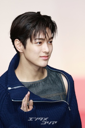 【フォト】2025年を輝かせたK-POP歌手が総出演＝2025 SBS歌謡大典