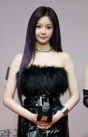 【フォト】2025年を輝かせたK-POP歌手が総出演＝2025 SBS歌謡大典