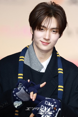 【フォト】2025年を輝かせたK-POP歌手が総出演＝2025 SBS歌謡大典