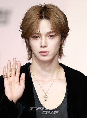 【フォト】2025年を輝かせたK-POP歌手が総出演＝2025 SBS歌謡大典