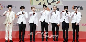 【フォト】2025年を輝かせたK-POP歌手が総出演＝2025 SBS歌謡大典