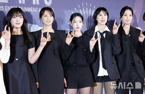 【フォト】ユ・ジェソク、キム・ヨンギョン、チョン・ヒョンム、キアン84ら「2025 MBC放送芸能大賞」レッドカーペット・イベント登場