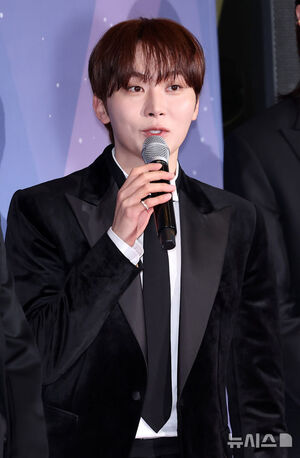 【フォト】ユ・ジェソク、キム・ヨンギョン、チョン・ヒョンム、キアン84ら「2025 MBC放送芸能大賞」レッドカーペット・イベント登場