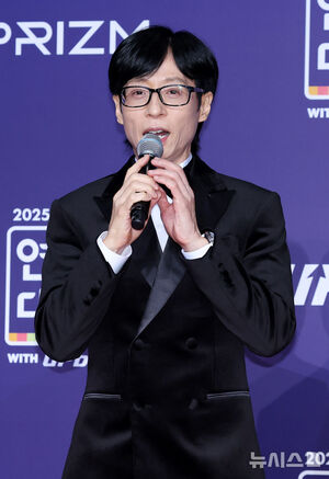 【フォト】ヤン・セチャン×イ・ヒョニ×キム・ジンギョン×ユ・ヨンソクら出席＝「2025 SBS芸能大賞」レッドカーペット・イベント