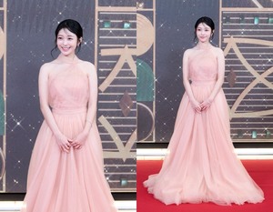 【フォト】ソ・ガンジュン×チン・ギジュ×キム・セジョン×カン・テオ出席「2025 MBC演技大賞」レッドカーペット・イベント