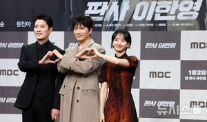 【フォト】チソン×パク・ヒスン×ウォン・ジナ主演『二度目の裁判』制作発表会