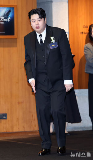 【フォト】「大韓民国ファーストブランド大賞」授賞式に出席したスターたち