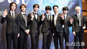 【フォト】「大韓民国ファーストブランド大賞」授賞式に出席したスターたち