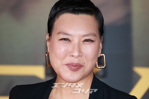 【フォト】アン・ソンギさんを追悼する『プロジェクトY』のキャストたち