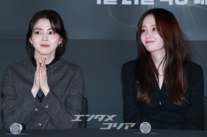 【フォト】アン・ソンギさんを追悼する『プロジェクトY』のキャストたち