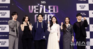 【フォト】少女時代ティファニー＆クォン・ジョンヨル＆ Aileeら『VEILED CUP』の出演者