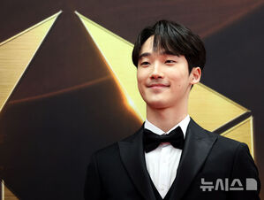 【フォト】イ・ソンギョン＆チャ・ジヨン＆キム・ソンチョルら、韓国ミュージカル・アワードに出席したスターたち