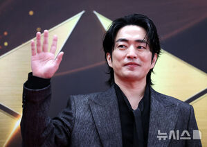 【フォト】イ・ソンギョン＆チャ・ジヨン＆キム・ソンチョルら、韓国ミュージカル・アワードに出席したスターたち