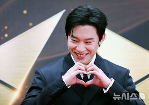 【フォト】イ・ソンギョン＆チャ・ジヨン＆キム・ソンチョルら、韓国ミュージカル・アワードに出席したスターたち