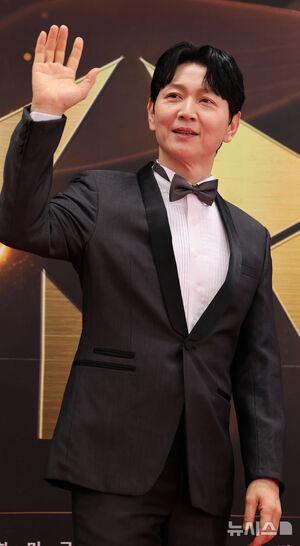 【フォト】イ・ソンギョン＆チャ・ジヨン＆キム・ソンチョルら、韓国ミュージカル・アワードに出席したスターたち