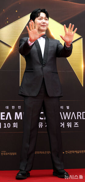 【フォト】イ・ソンギョン＆チャ・ジヨン＆キム・ソンチョルら、韓国ミュージカル・アワードに出席したスターたち