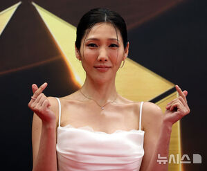 【フォト】イ・ソンギョン＆チャ・ジヨン＆キム・ソンチョルら、韓国ミュージカル・アワードに出席したスターたち