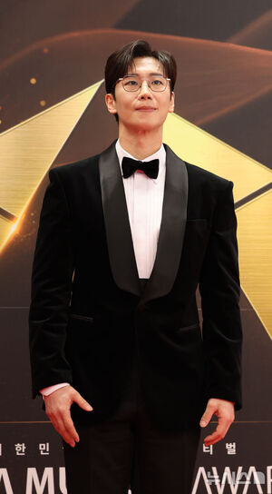 【フォト】イ・ソンギョン＆チャ・ジヨン＆キム・ソンチョルら、韓国ミュージカル・アワードに出席したスターたち