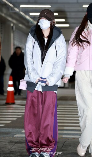 【フォト】IVE、中国・広州に出発…マスクで顔を隠してもオーラぷんぷん