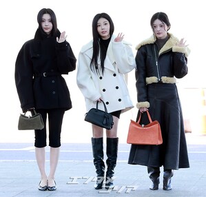 【フォト】ILLITウォンヒ＆ミンジュ＆ユナ、「JACQUEMUS」のショーに出席するためパリへ