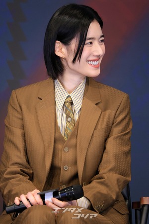 【フォト】イ・ナヨン×チョン・ウンチェ×イ・チョンア、真剣な記者懇談会