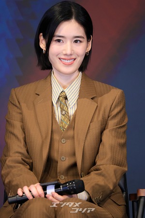【フォト】イ・ナヨン×チョン・ウンチェ×イ・チョンア、真剣な記者懇談会