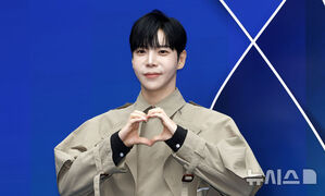 【フォト】チョン・シア＆ソ・ドンジュ＆ファニら出席＝ソウル・ファッションウィーク