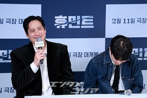 【フォト】旧正月連休に公開の新作『ヒューミント』メディア試写会の現場