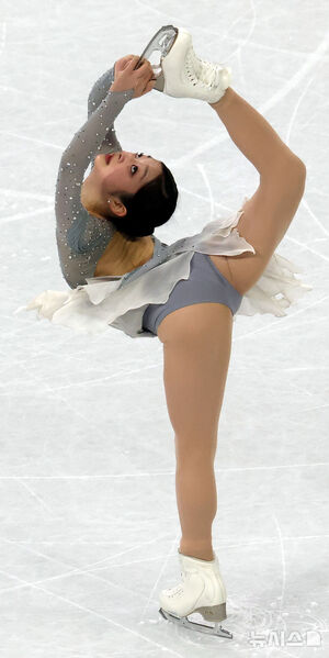 【フォト】辛智娥、初のオリンピックで繰り広げる切ない演技　ミラノ冬季五輪