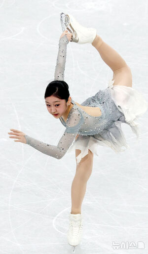 【フォト】辛智娥、初のオリンピックで繰り広げる切ない演技　ミラノ冬季五輪