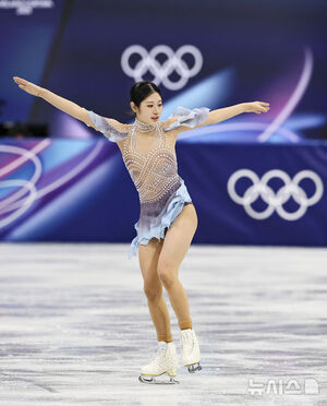【フォト】李海仁、オリンピック初出場…幻想的な演技