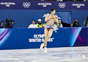 【フォト】李海仁、オリンピック初出場…幻想的な演技