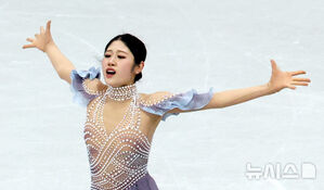 【フォト】李海仁、オリンピック初出場…幻想的な演技