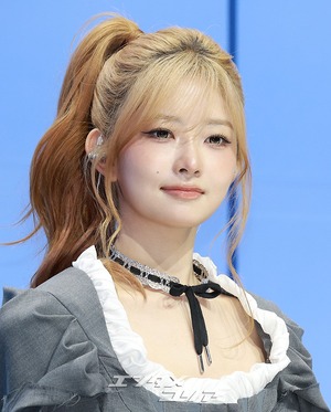 【フォト】IVE、3年ぶりにフルアルバムで音楽活動…シックになったビジュアル